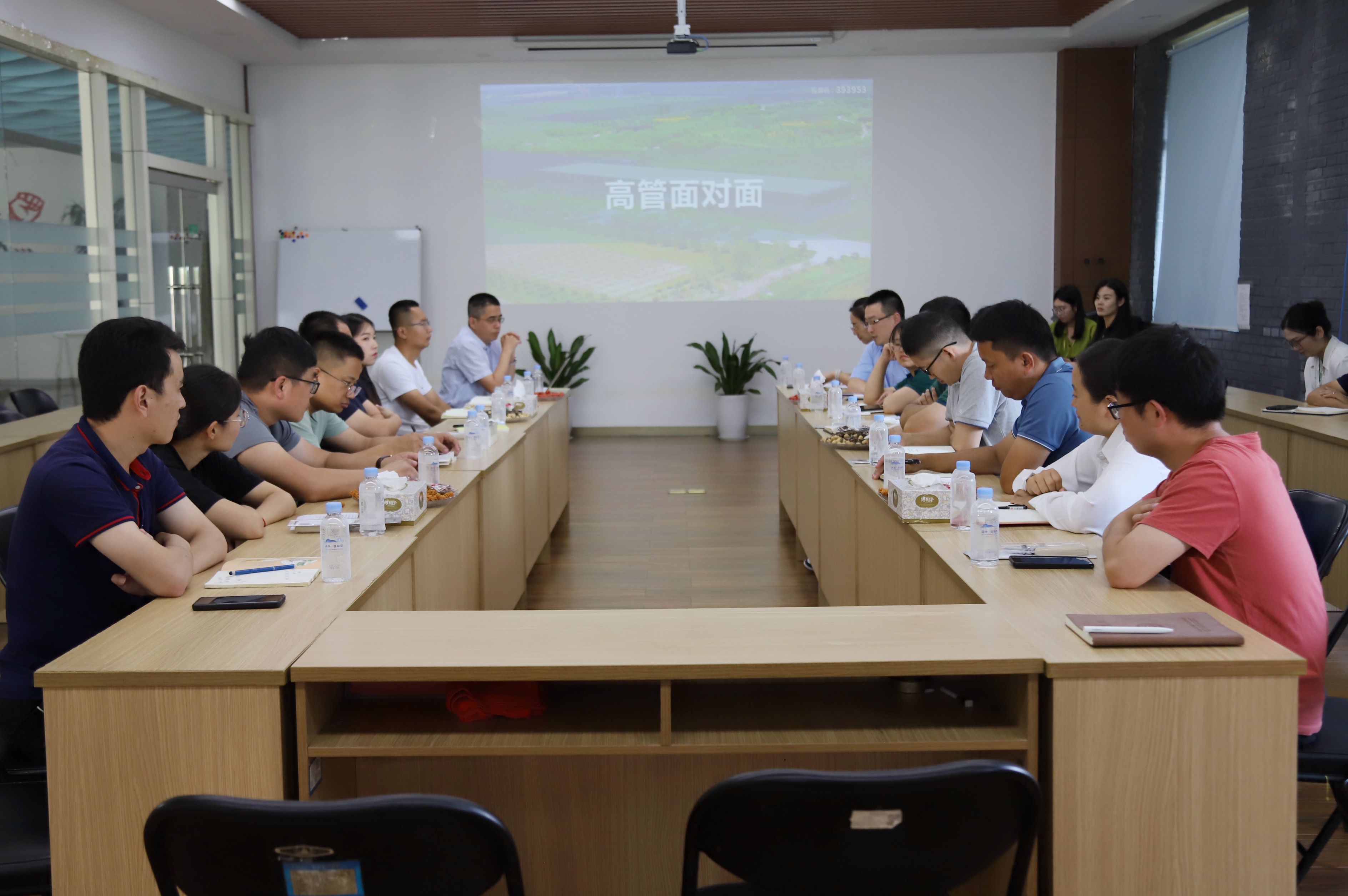 2023届入司大学生高管面对面暨拜师仪式圆满举行
